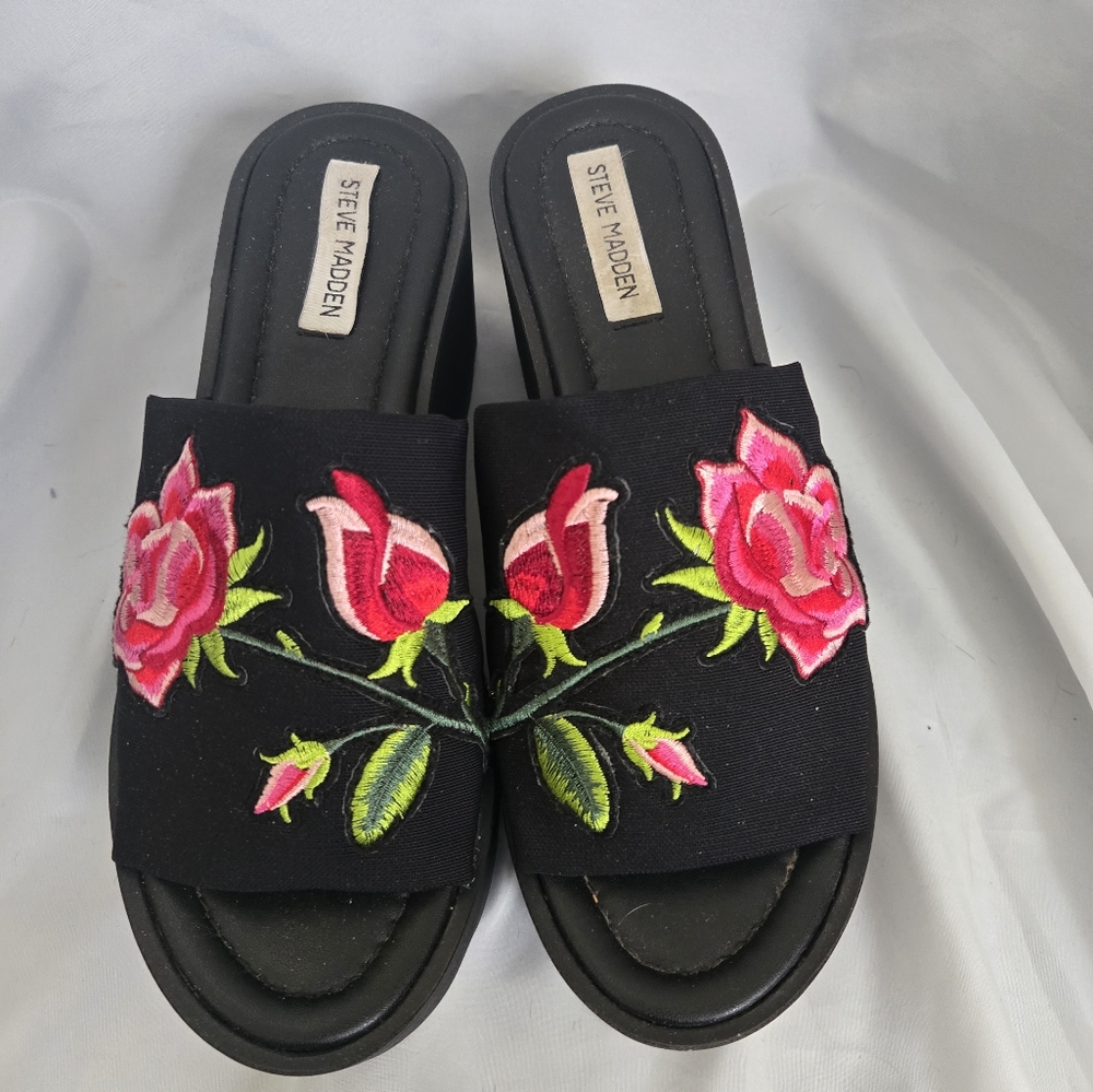 Steve Madden Black Floral Slide Sandals